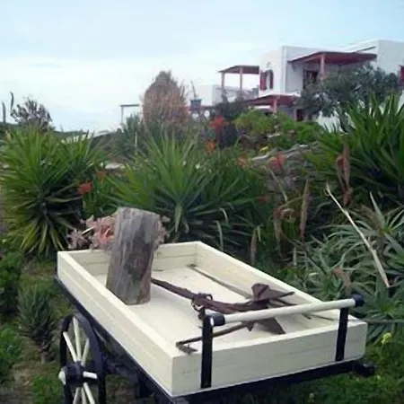 Apart Otel Anemologio 2*