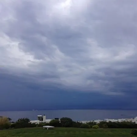 Apart-hotel Anemologio 2*